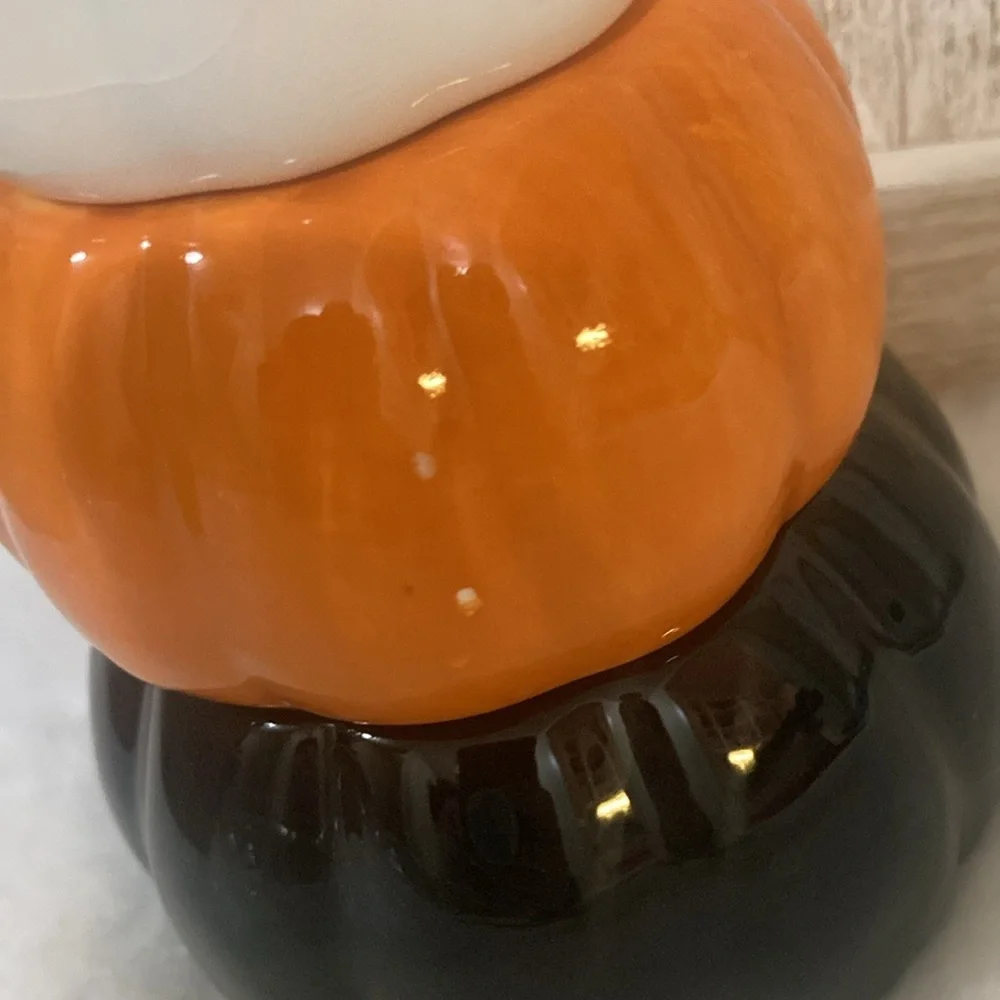 10 Strawberry Street Stacking Jack o Lantern Measuring Cups